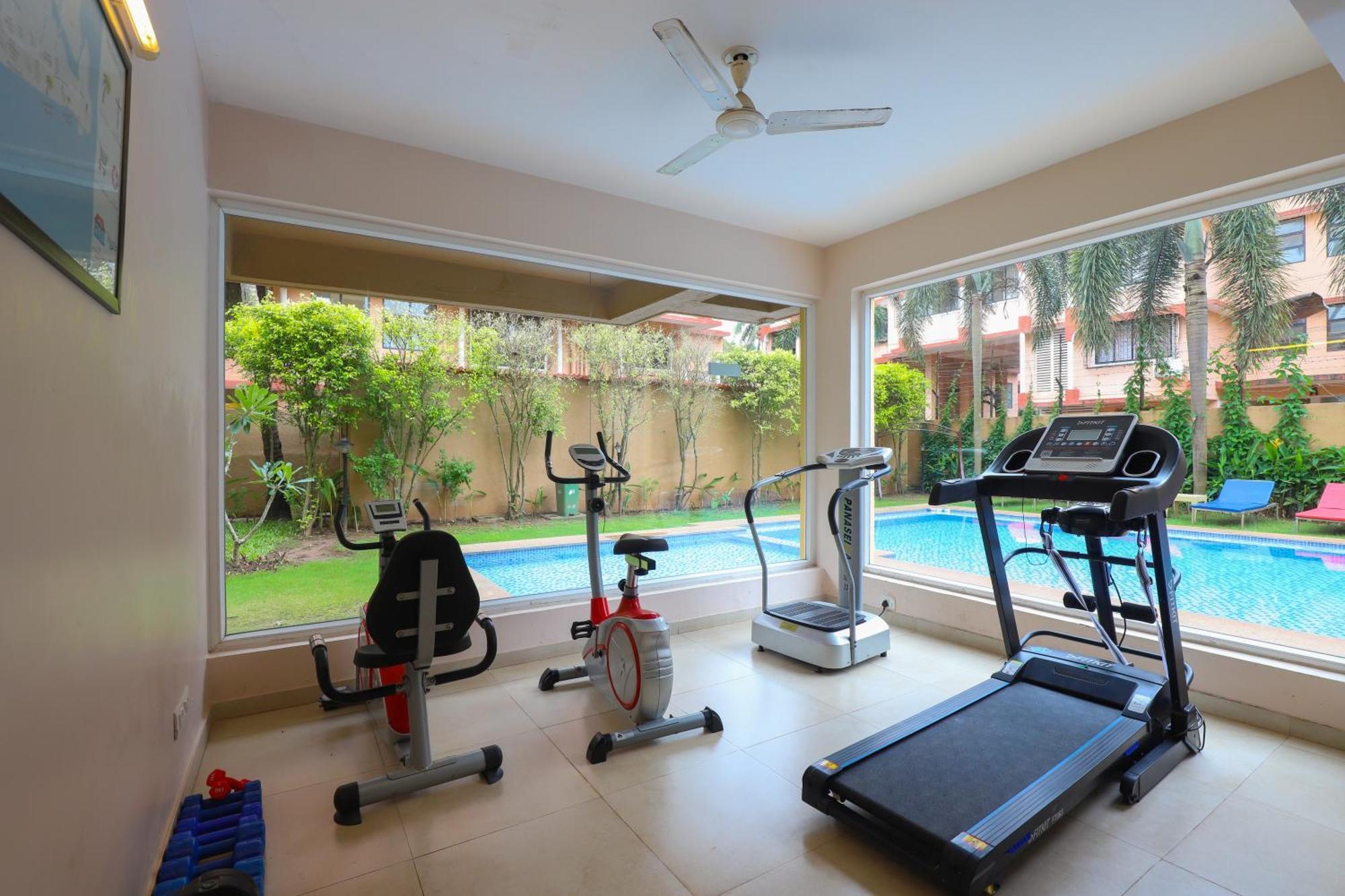 Veera Strand Park Serviced Apartments Near Calangute Esterno foto