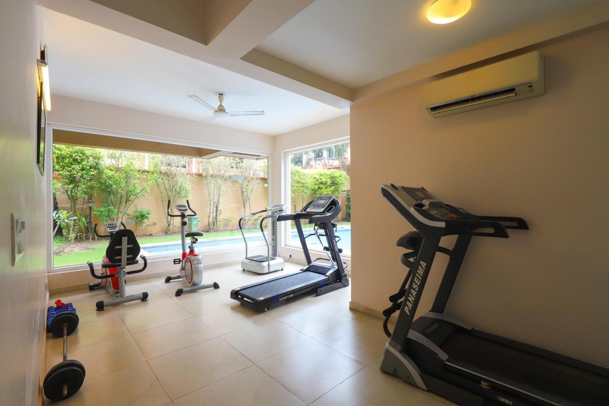 Veera Strand Park Serviced Apartments Near Calangute Esterno foto